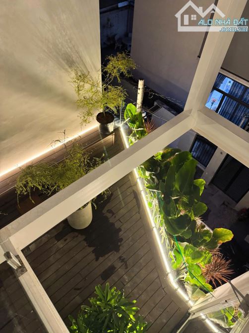 Bán tòa CHDV cao cấp doanh thu ổn định 300tr/tháng trung tâm Quận 7 - 2