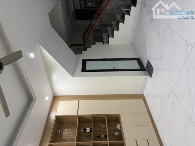 Bán biệt thự Song Lập diện tích 230m2 giá siêu rẻ 👉 Diện tích 230 m2, mặt tiền hơn 10m. - 2