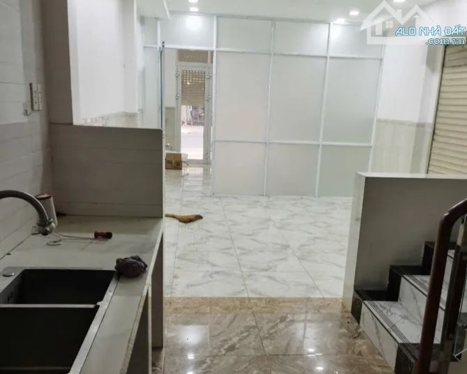 Căn Góc MT Lý Nam Đế, Q11 – 56m² (4x14m), 4 Tầng, Dòng Tiền 300TR/Năm – Chỉ 15.5 Tỷ! - 2