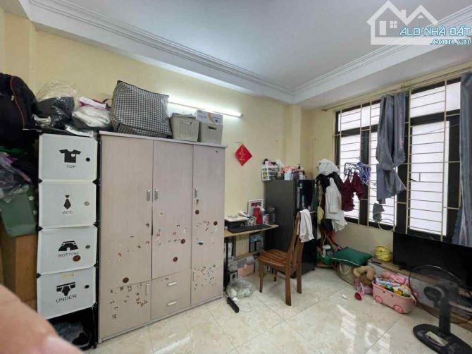 Chỉ 1.95 tỷ có nhà 4 tầng ở luôn, 12m, 20m ô tô tránh, dân xây chắc chắn - 2