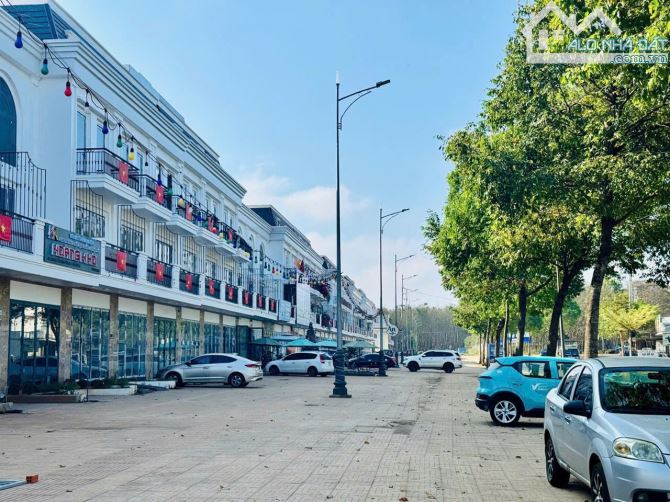 BÁN NHÀ MẶT TIỀN HÀ HUY TẬP – KĐT ÂN PHÚ  📍 Vị trí đẹp, khu đô thị sầm uất – trung tâm - 2