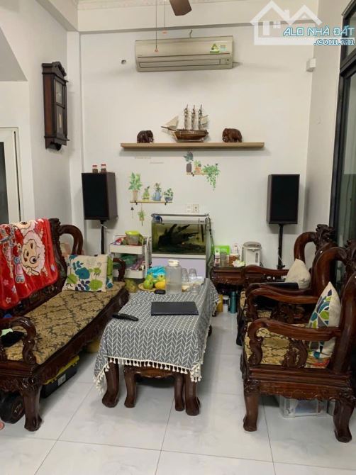 Bán nhà Phạm Ngọc Thạch, 50m ô tô, ngõ thông, ở ngay, 45m2, 5 tầng, giá 7.98 tỷ - 2
