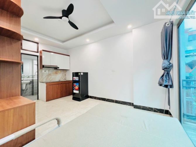 Bán Toà CCMN Mỹ Đình - Ô Tô - 8 Tầng Thang Máy - 2 Thoáng - 42PKK - Đủ PCCC - VIP - 110m2 - 2