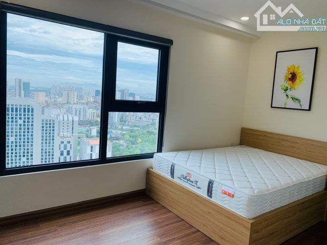 Cho thuê gấp căn 128m2 3pn, đủ đồ đẹp tại Sky Park - 03 Tôn Thất Thuyết, view hồ rất đẹp - 2