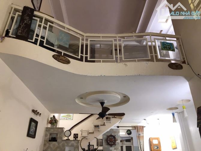 Bán Nhà 1 Trệt 2 Lầu KĐT Chí Linh- P. Tam Thắng -  Vũng Tàu - 80M2 Ngang 5.2M - Giá: 10 - 2