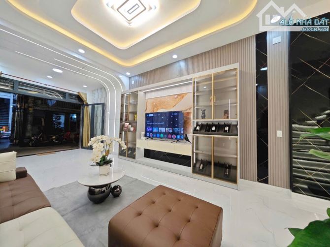 Nhà đẹp Trương Thị Hoa 1 trệt 1 lầu, DT 4x18m giá 6,3 tỷ còn TL: - 2