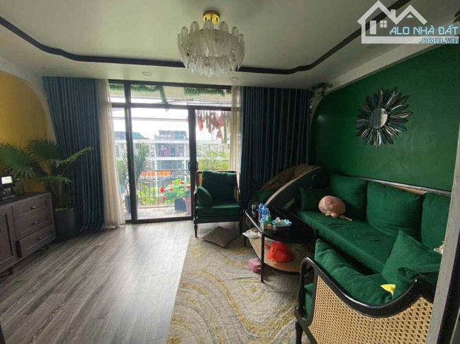 Mặt phố Đức Giang, Bình Minhgarden, 95X5T, Phân lô, vỉa hè, Thang Máy, KD, giá cực tốt 27 - 2
