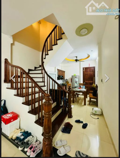 Cầu Giấy ,Hoàng Quốc Việt 42m x5t mt 3.6m 15 ty  * Nhà đẹp, Hoàng Quốc Việt thông bàn cờ, - 2