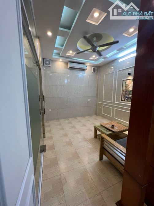 BÁN NHÀ MẶT PHỐ KHÂM THIÊN 6 TẦNG-DÒNG ỔN ĐỊNH - SỔ ĐỎ CHÍNH CHỦ. - 2