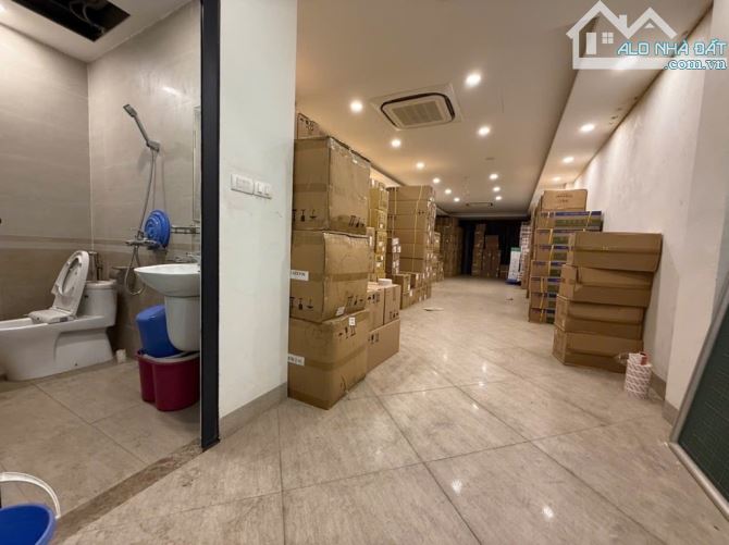 BÁN NHÀ MẶT PHỐ TRƯƠNG ĐỊNH - VỈA HÈ -  KINH DOANH - 82M x 6T THANG MÁY. GIÁ BÁN 26.8 TỶ - 2