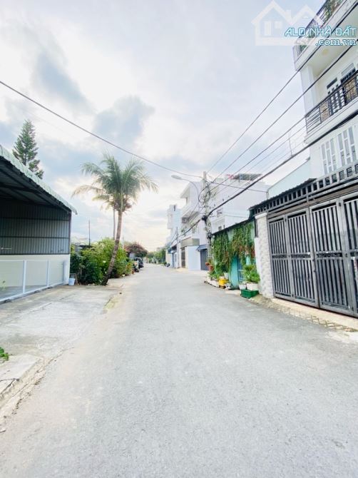Lô đất măt tiền Thanh Lôc 29 q12 , 200m2 - 2