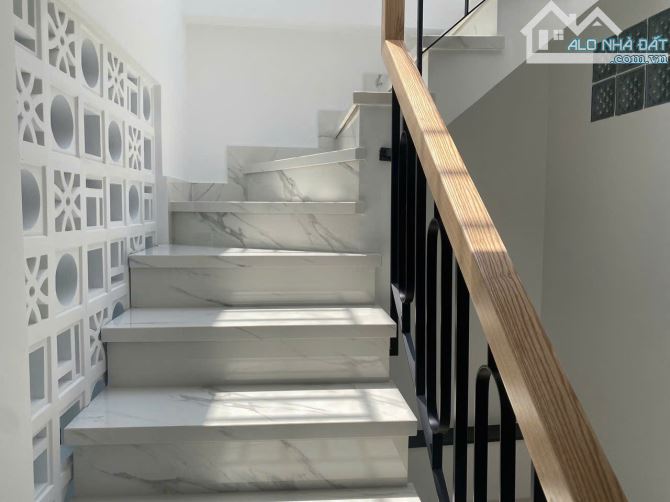 Bán nhà 4 tầng MT Lê Quang Định –Nơ Trang Long, DTSD 200m2, 16 tỷ - 2