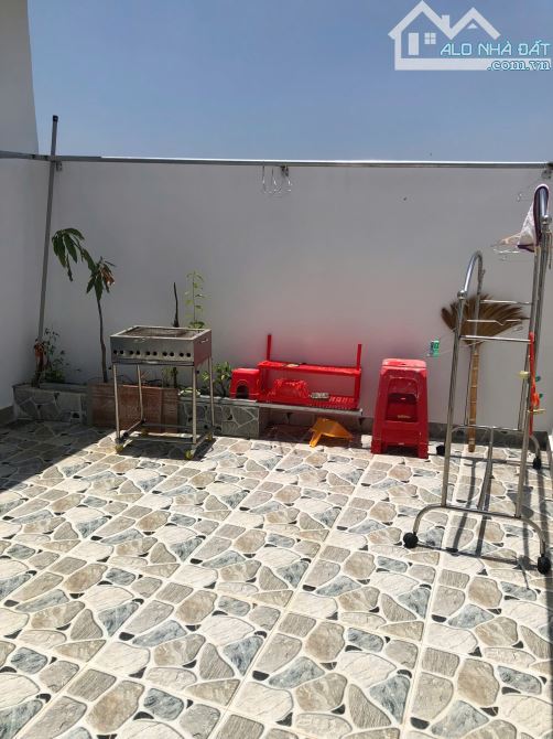 BÁN NHÀ KQH P7 ĐÀ LẠT – 102M² SỔ RIÊNG – ĐƯỜNG NHỰA Ô TÔ TRÁNH NHAU – FULL NỘI THẤT – 6ty - 2