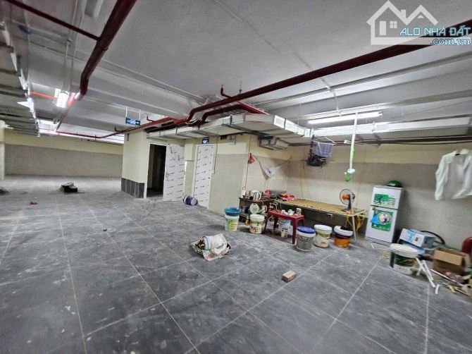 BÁN TOÀ VĂN PHÒNG XUÂN LA - TÂY HỒ 250m2 - 10T THANG MÁY - MT 8m - 168 TỶ - ÔTÔ TRÁNH - KD - 3