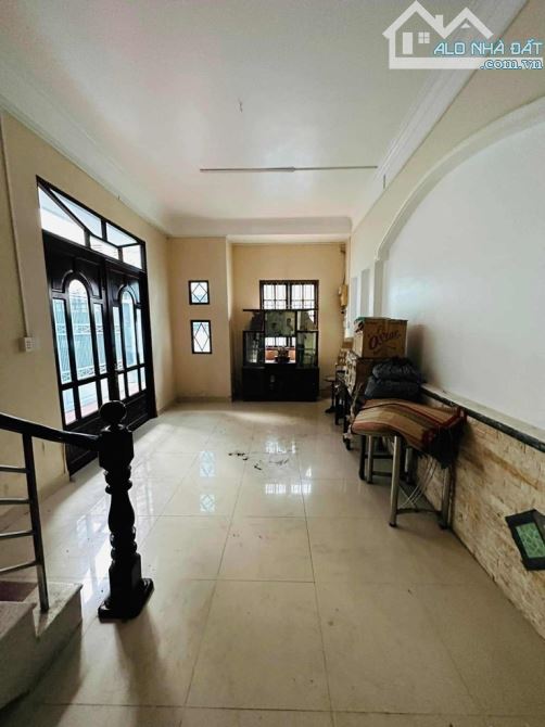 Bán gấp nhà ở ngay Cao Xuân Dục, diện tích khủng 160 m2, SHR, nở hậu taif lộc, chỉ 9 tỷ. - 3