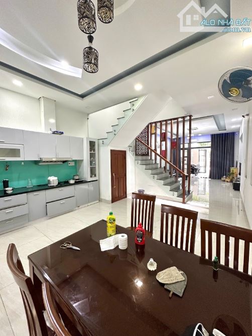 💥 Nhà 3 Tầng kiên cố cực đẹp mặt tiền đường Nghiêm Xuân Yêm - Khu Nam Việt Á - 3