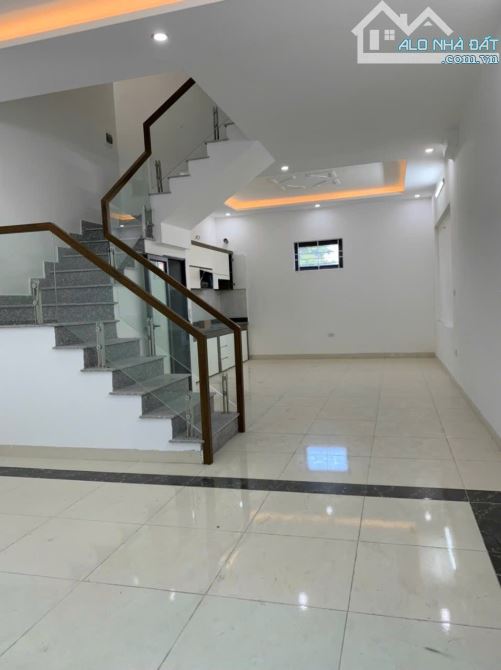 Chính chủ gửi bán căn nhà 3 tầng hy tái hồng thái an dương - 3