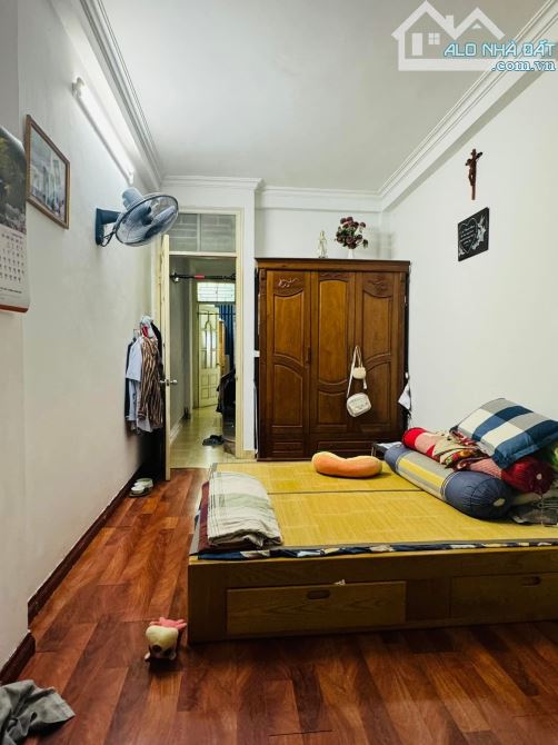Nhà dân xây 4 tầng ở Hà Trì, Hà Đông, 42m2, ô tô lui cửa, gần trường học, chợ, ở sướng, KD - 3