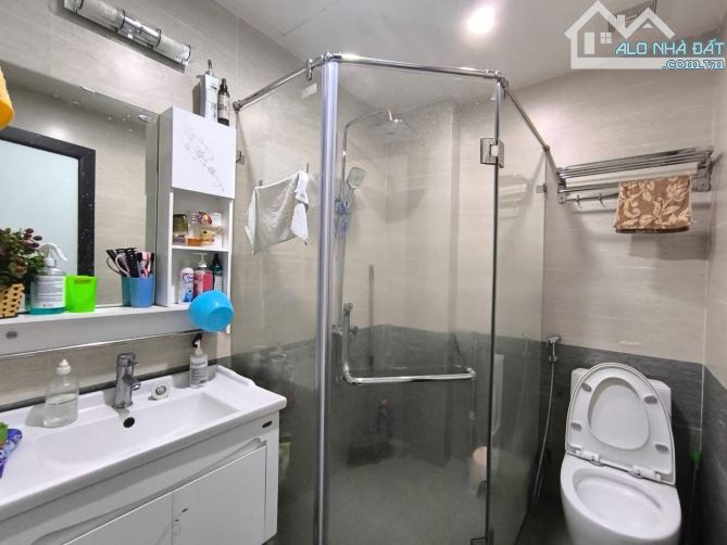 Bán Nhà Khu Phân Lô Tư Đình - Cổ Linh - Long Biên: 54m2 5Tầng . Giá Nhỉnh 13TỶ - 3