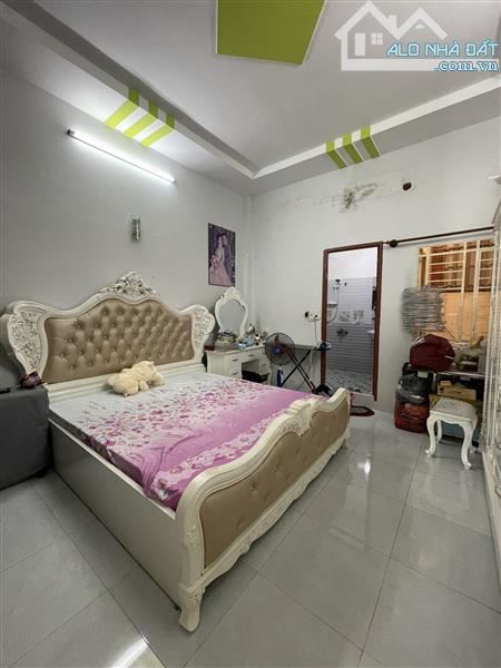 LÊ VĂN THỌ GÒ VẤP ,4×15 , 2 TẦNG ,XE HƠI ĐẬU NHÀ , KHU VỰC SẦM UẤT ,NHỈNH 5 TỶ - 3