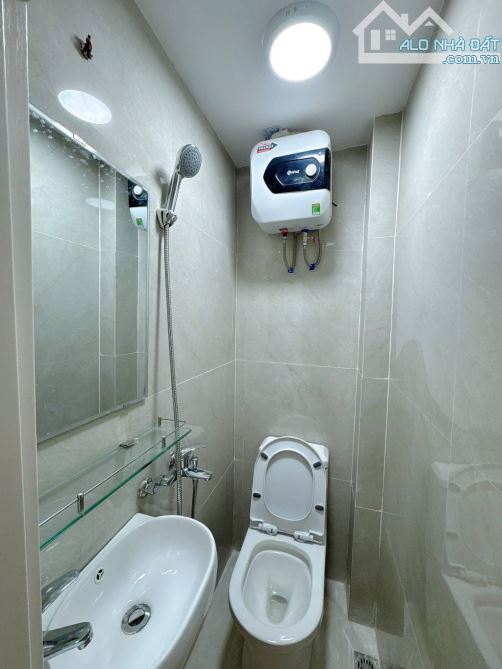CHỈ 4.68 TỶ CÓ NGAY NHÀ ĐOÀN THỊ ĐIỂM -QUỐC TỬ GIÁM- ĐỐNG ĐA - DT 14M2-4T - 3