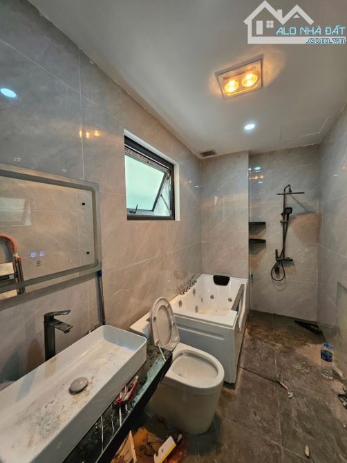 Bán nhà Bồ Đề 6 tầng thang máy, full nội thất, gần phố giá 12 tỷ hơn - 3