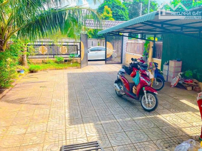 Bán nhà mái thái đẹp trung tâm TP Bà Rịa ngang đến 8.5m 5 phòng ngủ giá thương lượng - 3