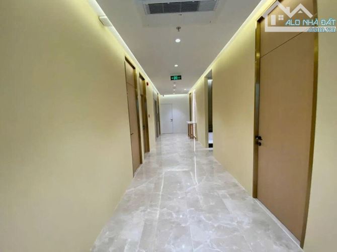 Cho thuê nhà mặt tiền số 221-223 đường Lý Tự Trọng, Phường Bến Thành, Q1,TP Hồ Chí Minh - 3