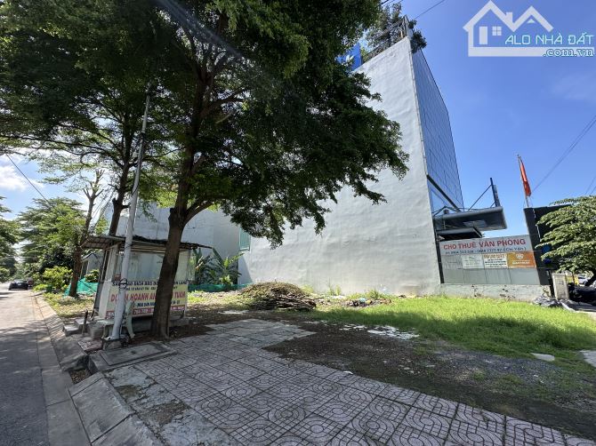 Bán lô góc 2 mặt tiền đường Đỗ Xuân Hợp, PLB Quận 9 - đối diện The Global city - 3