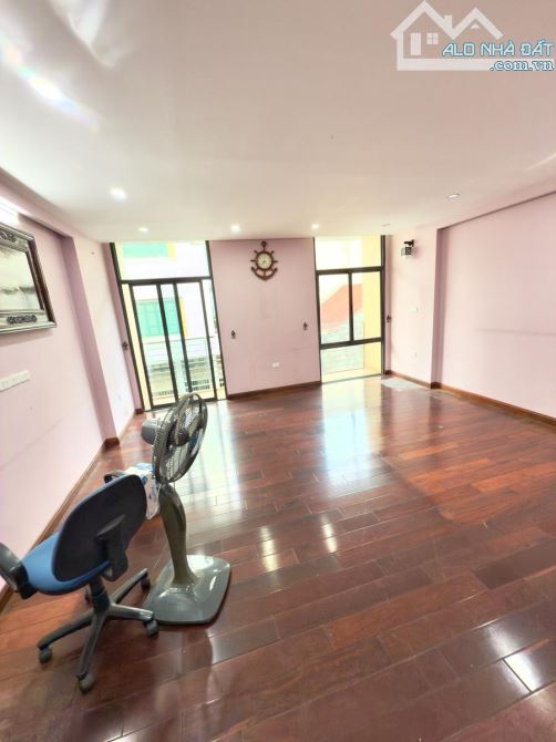 BÁN NHÀ MẶT PHỐ  THỊNH QUANG ĐỐNG ĐA 38 TỶ DT 100M2 MT 6M  9T VỈA HÈ Ô TÔ TRÁNH KINH DOANH - 3