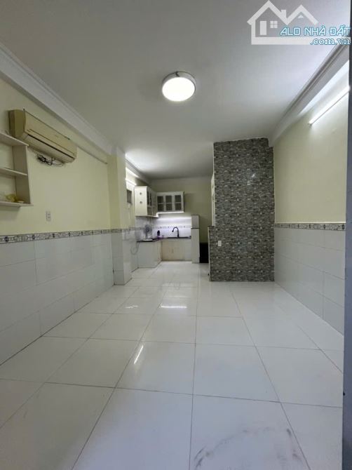 BÁN NHÀ 2 TẦNG -3 TỶ- GẦN MẶT TIỀN TRẦN XUÂN SOẠN - QUẬN 7,DT 35M,2PN,2WC - 3