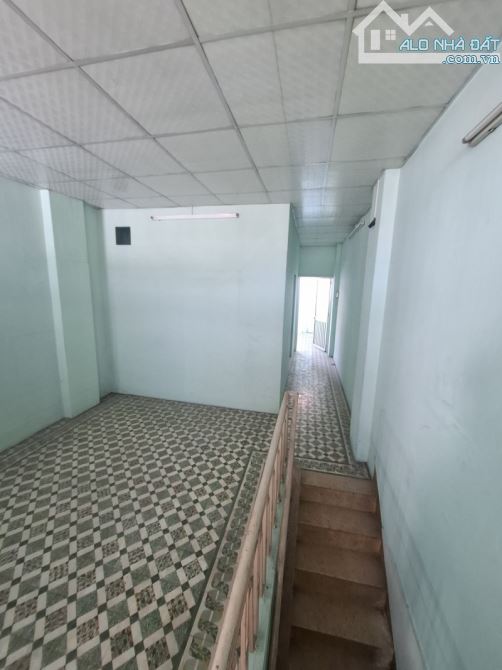 Bán nhà mặt tiền Lương Văn Can Q8, diện tích lớn (4x30) 1 trệt 1 lầu, Cho thuê giá cao - 3