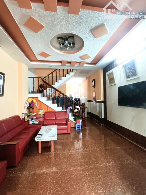 NHÀ TRUNG TÂM P6 ĐÀ LẠT – SỔ RIÊNG HOÀN CÔNG – 3 TẦNG 4PN – Ô TÔ TẬN NƠI – GIÁ TỐT 6.2 TỶ - 3