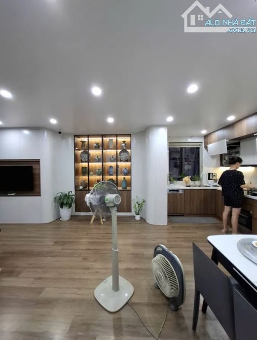 Bán nhà mặt ngõ Nghĩa Tân, thang máy nhập, ô tô tránh, thiết kế gia nước ngoài, KD đỉnh. - 3