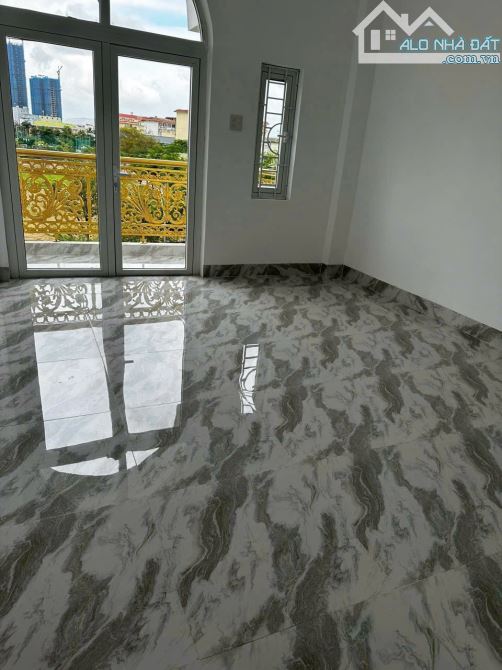 Bán nhà 3 mê mặt tiền đường Đặng Thành Tích 52m2 - 4