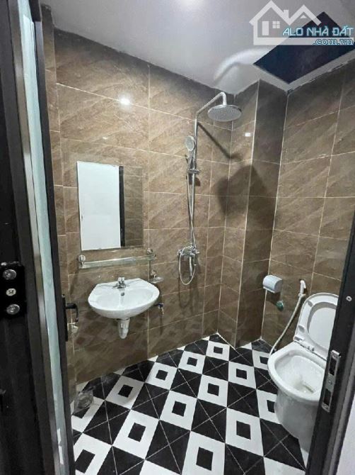 Bán nhà Cầu Đơ_Vài bước ra phố_Trung tâm quận_Nhà 4 tầng kiên cố_Nội thất xịn_45 m2_8 tỷ 8 - 4