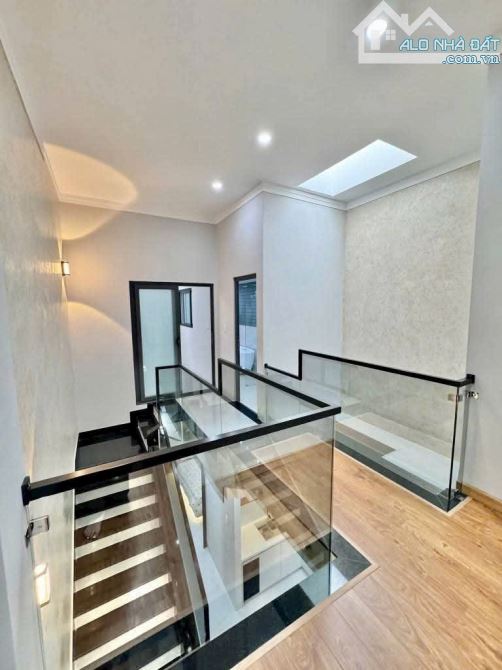 Nhà MT A7 Phạm Ngũ Lão 4,2x19m tc 100% Giá 3,75 tỷ!! - 4