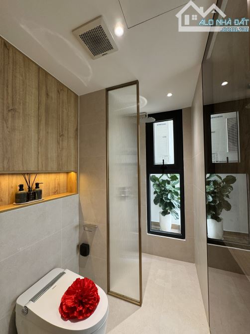Hàng hot: Căn 3PN 97m2 Ecopark. Full giá 5.570 tỷ - sẵn đồ liền tường, view sông/ tầng đẹp - 4