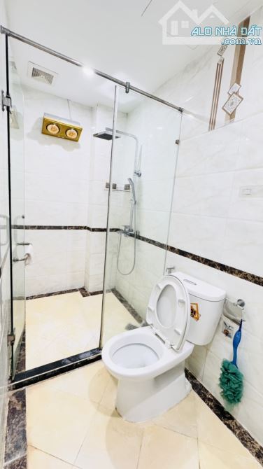 NHÀ ĐẸP CHẤT NHƯ NƯỚC CẤT ĐỐNG ĐA– 33M2 – 5 TẦNG –7.35 TỶ - 4