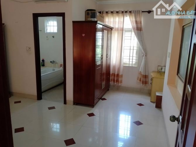 BÁN NHÀ 3 TẦNG, HẺM OTO ĐƯỜNG TRƯƠNG CÔNG ĐỊNH P8, SỔ HỒNG HOÀN CÔNG - 4