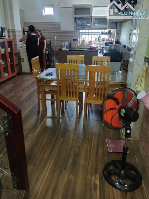 Nhà 4 tầng 1/ đường THỚI AN 16, phường THỚI AN, Q12, dt 72m2 (4mx18m), Hẻm 6m💰 5,8Tỷ - 4