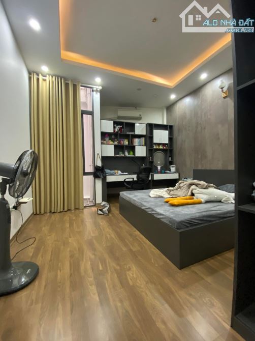 💥 NHÀ ĐẸP MỄ TRÌ - Ô TÔ ĐỖ CỔNG - NỘI THẤT GỖ LIM-55m² x 5 tầng | MT 4m | Giá: 12 tỷ - 4