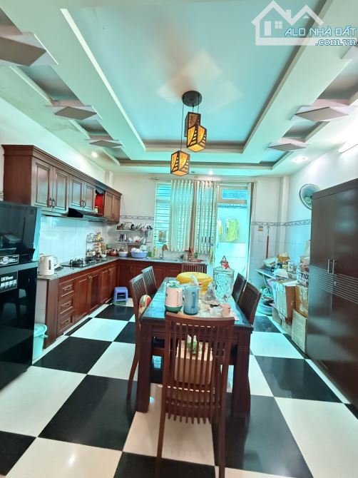 BÁN NHÀ ĐẸP HẺM OTO LIÊN KHU 4-5 BÌNH TÂN, 3 TẦNG 3PN - 106M2 NHỈNH 6T - 4