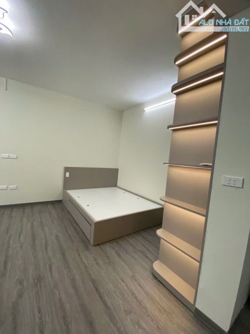 BÁN NHÀ PHỐ MINH KHAI - 30m2 x 4 TẦNG - SỔ VUÔNG, ĐỦ SỔ - 4 TẦNG - TÀI CHÍNH 6 TỶ - 4