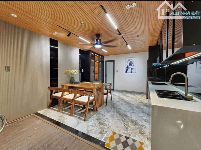 ✨VILLA 3 TẦNG CAO CẤP-GẦN NGAY PHAN ĐĂNG LƯU-HÒA CƯỜNG,HẢI CHÂU-CÓ HỒ BƠI RIÊNG- 8TỶ xx - 4