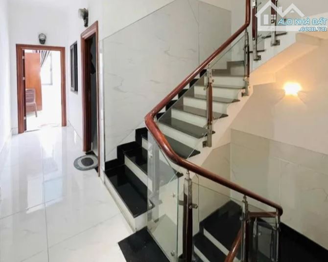 HXT DƯƠNG QUẢNG HÀM, GÒ VẤP – CÁCH 1 CĂN MT – 86M² (NGANG 5.5M), 5 TẦNG, 11PN – CHỈ 16T - 4