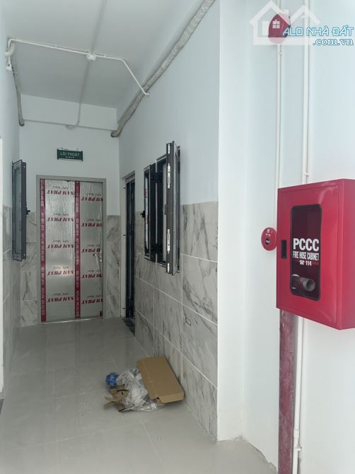 Bán CHDV 6 tầng, 10m x 30m, hẻm xe hơi, 31 phòng, dòng tiền 200tr/tháng,Gò Vấp, 39.x tỷ - 4