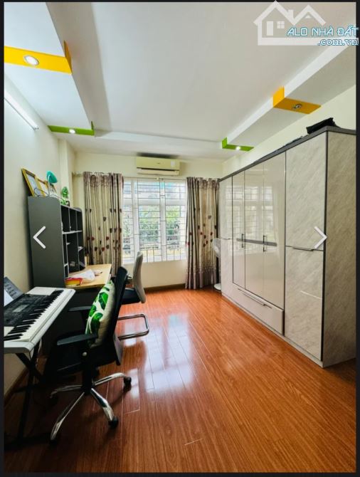 Cầu Giấy ,Hoàng Quốc Việt 42m x5t mt 3.6m 15 ty  * Nhà đẹp, Hoàng Quốc Việt thông bàn cờ, - 4