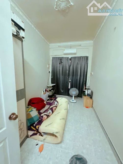 Bán Nhà Hẻm 8m Nguyễn Tri Phương – Hiếm Có Khó Tìm.Trung tâm Quận 10.Chỉ nhỉnh 7 tỷ.