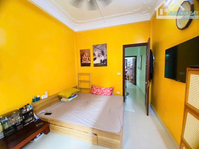 Kim giang - 39m mt 3,2m 5 tầng ngõ 3m Chỉ 8,6 tỷ - 5